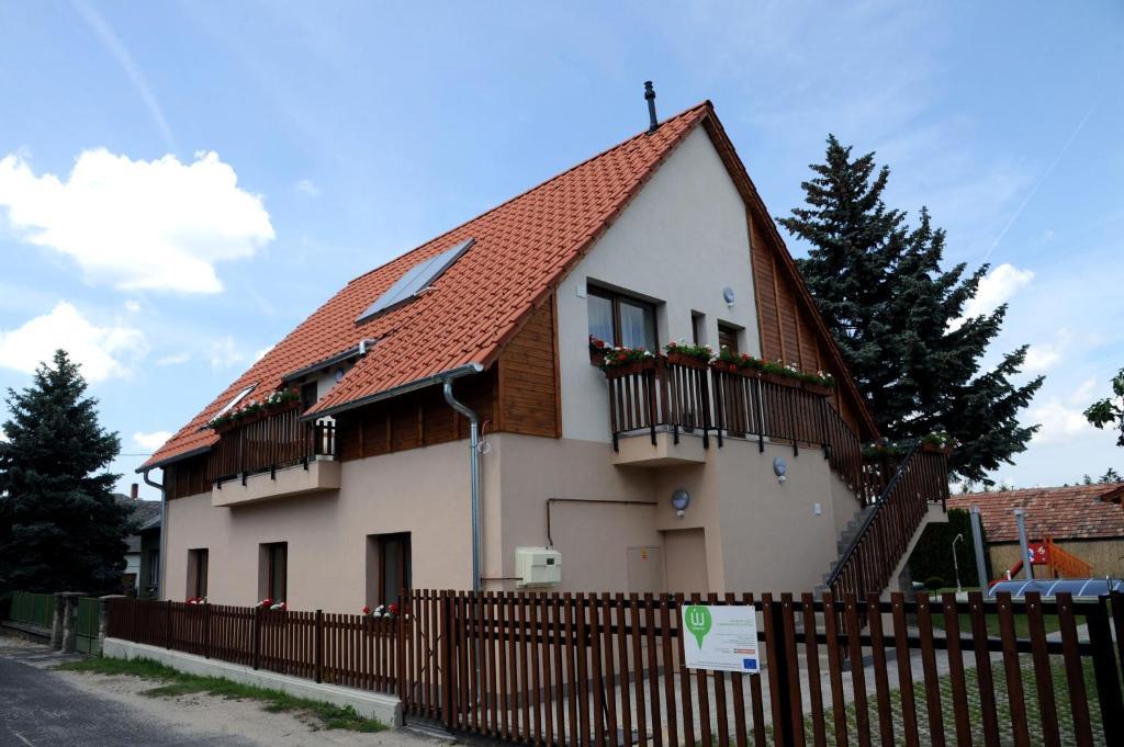 Arany Szolo Wellness Apartmanhaz Hévíz 외부 사진